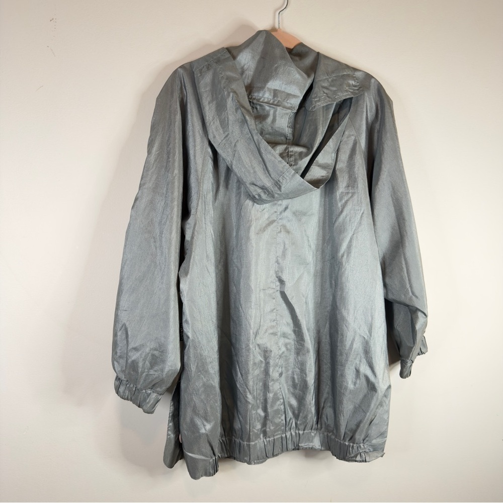 Vintage IZZI Silver Metallic Hooded Windbreaker Jacket - Women's Size Large - Picture 9 of 12